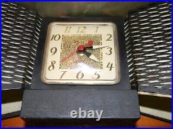 Atomic Age Space Age Lighted Table Clock 1950's MID Century Modern Bow Tie