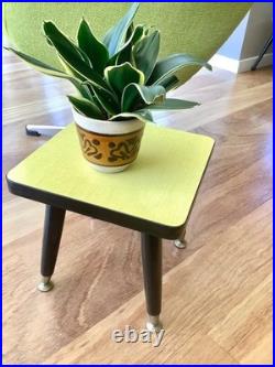 MID CENTURY Small SIDE TABLE RARE RETRO 1960s ATOMIC Era Legs EXCELLENT COND/N
