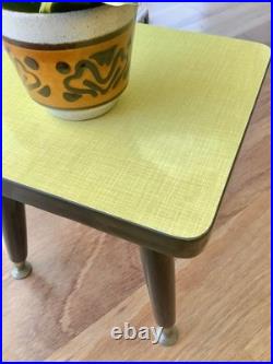 MID CENTURY Small SIDE TABLE RARE RETRO 1960s ATOMIC Era Legs EXCELLENT COND/N