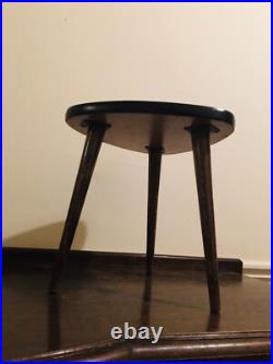 Mid Century Atomic Guitar Pick Tripod Table Plant Stand Vintage Side Table