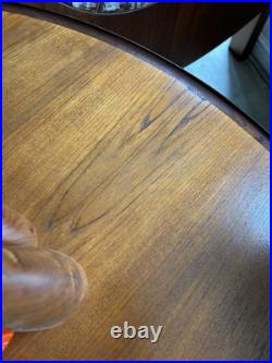 Mid-century Modern Teak Coffee Table with 3 tapered legs 58x80cm