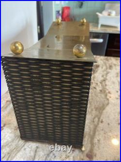 United Clock Co Vintager Clock, Atomic, Mid CENTURY, 1950's Model 340 glow in BL