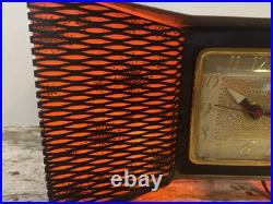 United Clock Co Vintager Clock, Atomic, Mid CENTURY, 1950's Model 340 glow in BL