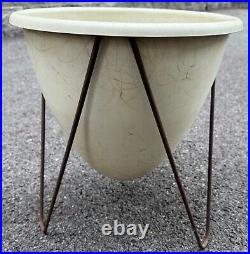 Vintage 1950s 60s Beige Plastic Tripod Planter Atomic Era Mid Century MCM Modern