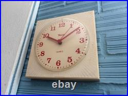 Vintage Clock Wall Mid Century Insa Space Age UFO Atomic Design Plastic Pop