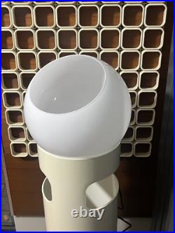 Vintage Kartell White Mid Century 3ft Floor Lamp Space Age Sputnik Atomic Italy Vintage Kartell White Mid Century 3ft Floor Lamp Space Age Sputnik Atomic Italy