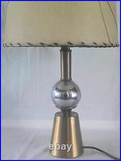 Vintage Mid Century 1950s Atomic Age Table Lamp withMetal Base Fiberglass Shade